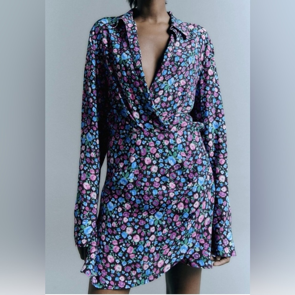 Zara Ditsy Floral Wrap Mini Long Sleeve Lightweight Dress. Purple Floral. NWOT.